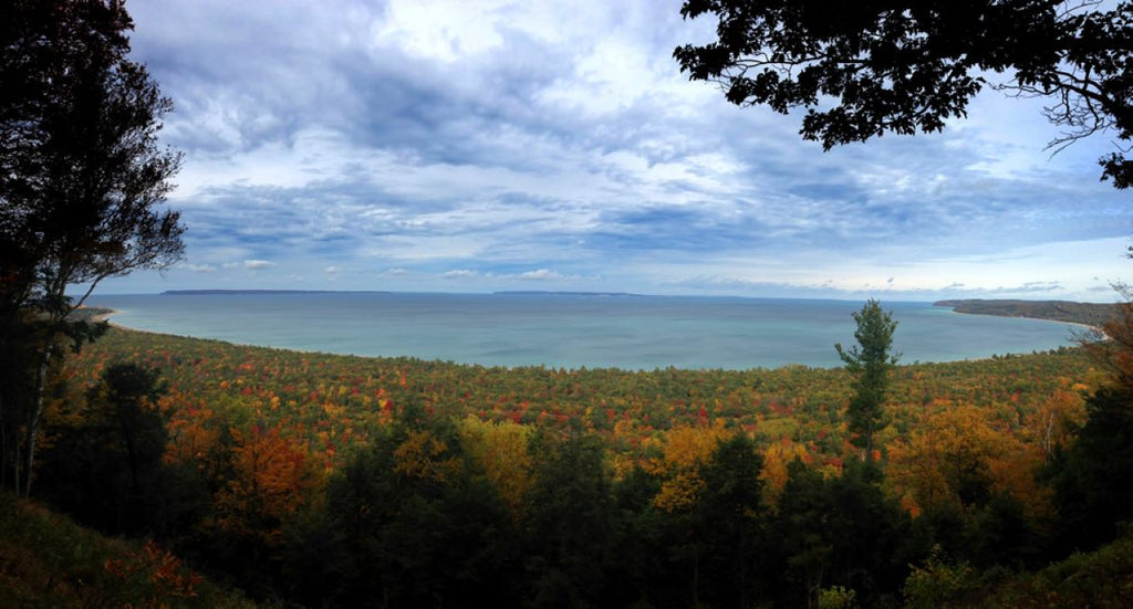 Hiking Beautiful Alligator Hill