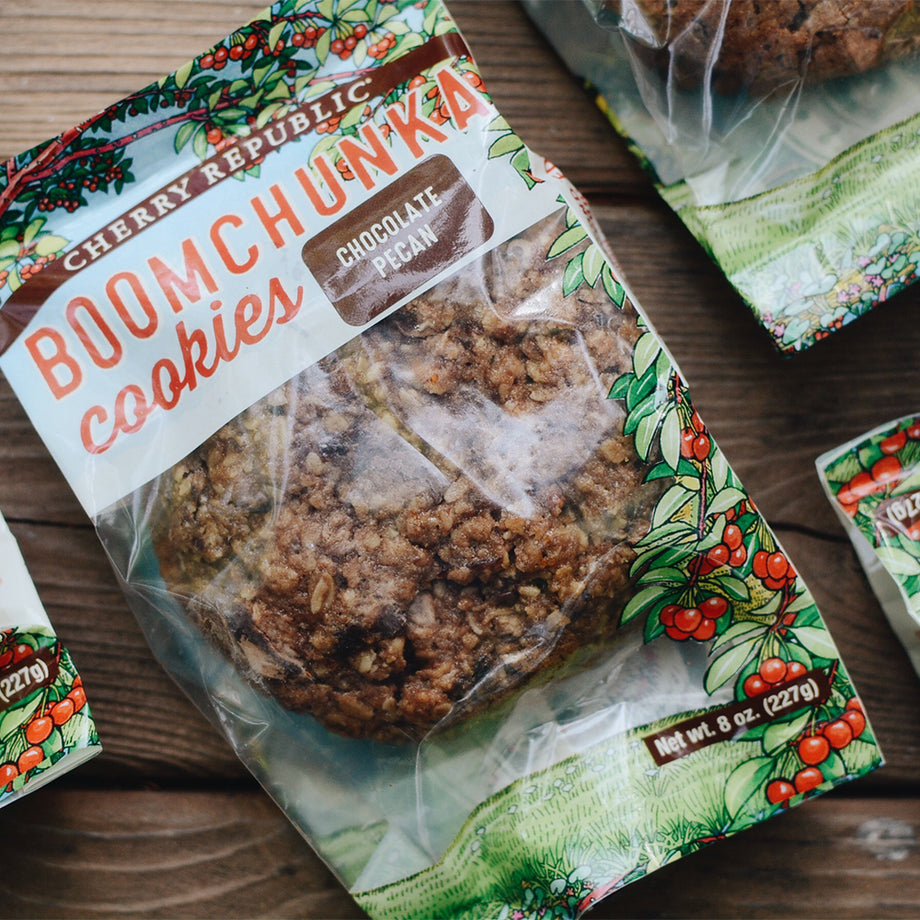 Dark Chocolate Pecan Boomchunka – Cherry Republic